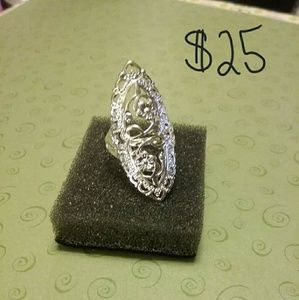 Size 8 Sterling Silver ring